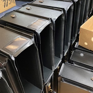 某鉄道会社様オリジナル 運転手向けのパイロットケースを製造